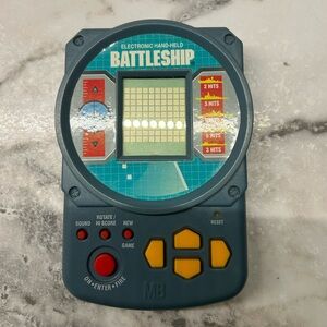 Battleship 1995 Hand Held Game